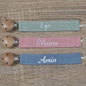 Attache tétine personnalisé
